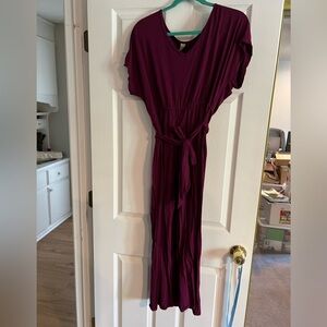 Old Navy Purple Maxi Dress. Size M.